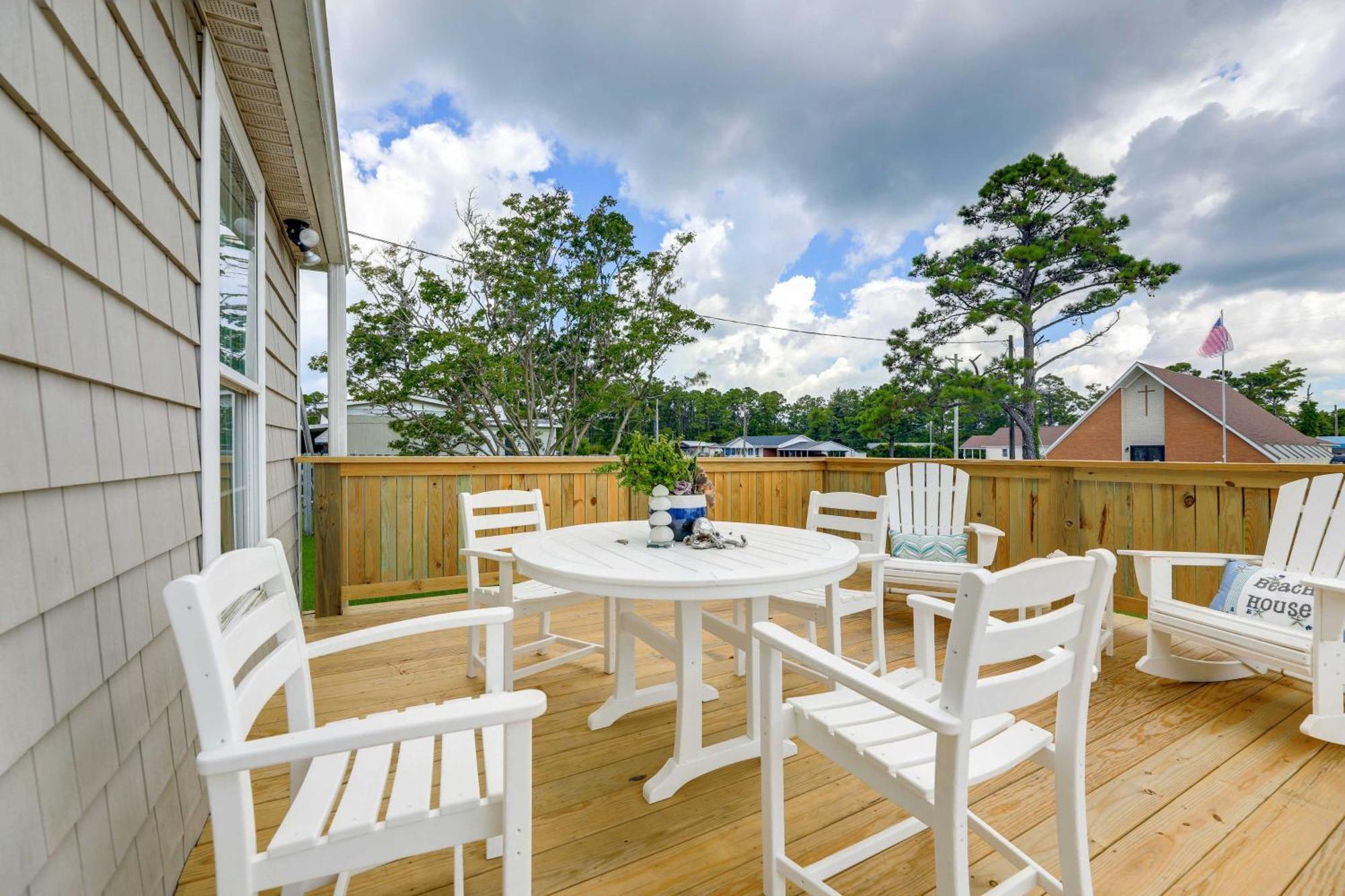 The Willowberry House With Deck And Grill! Harkers Island Esterno foto
